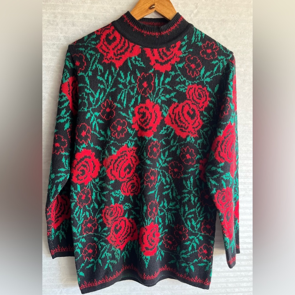 VTG 80's CAROLL Paris Cable Knit Black and Red Floral  Sweater Oversized Size S